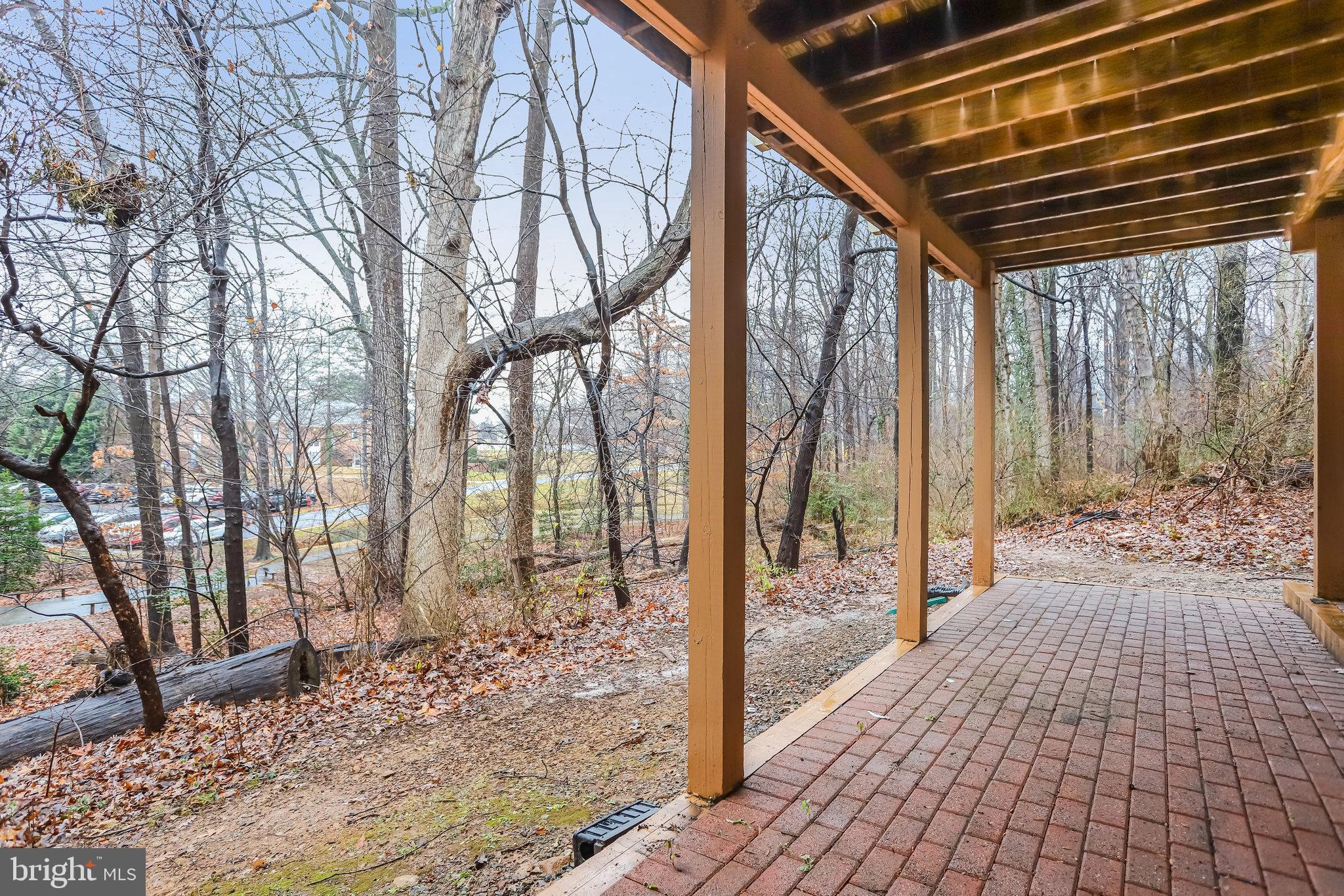 ROSE HILL FALLS - Residential