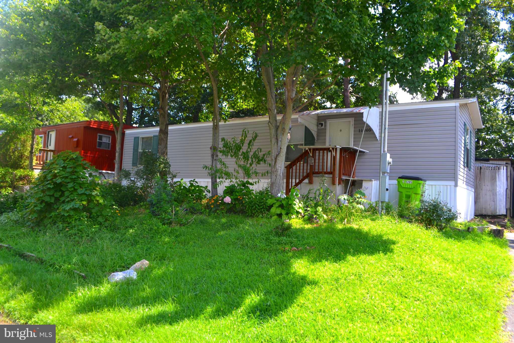 WAPLES MOBILE HOME PARK - Residential