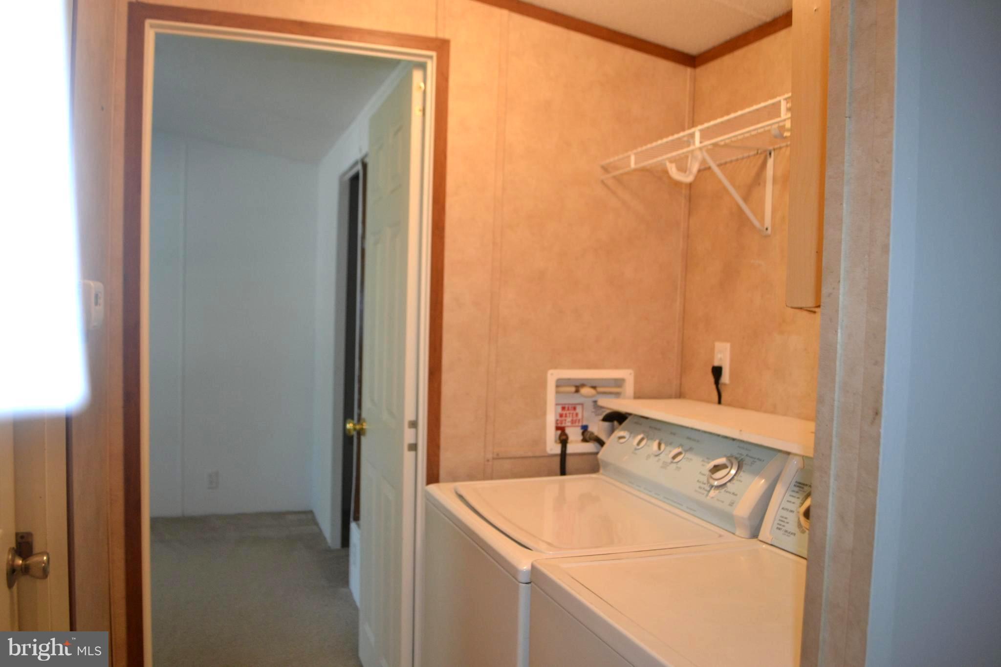 WAPLES MOBILE HOME PARK - Residential