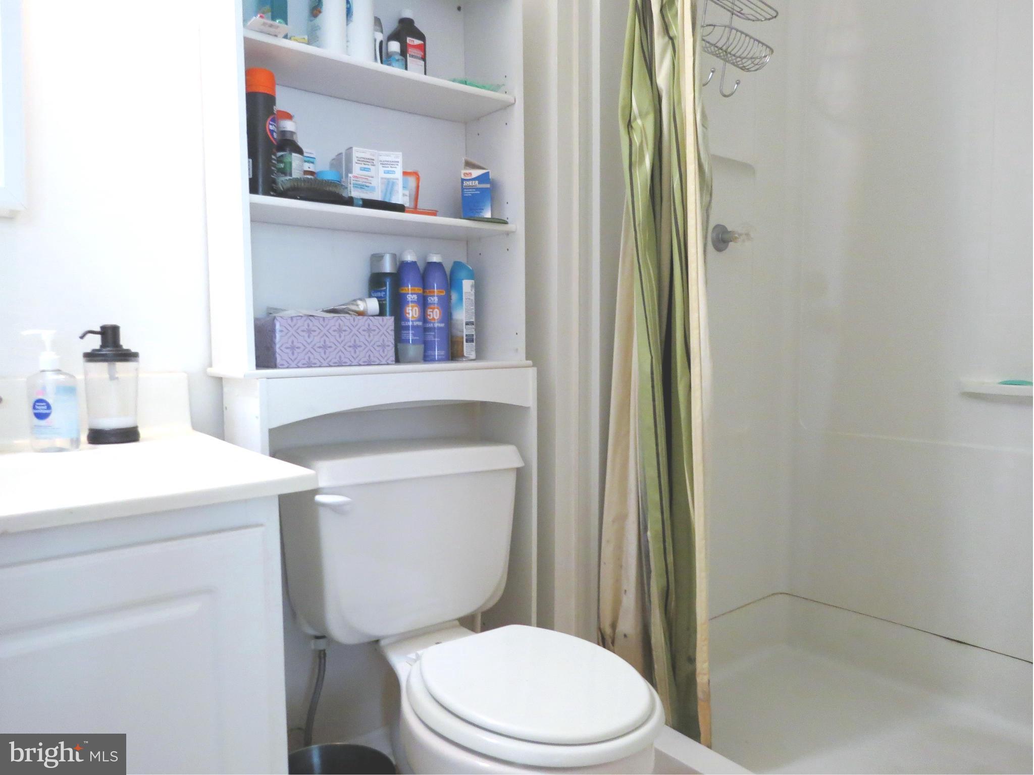 FLOWER HILL - Residential