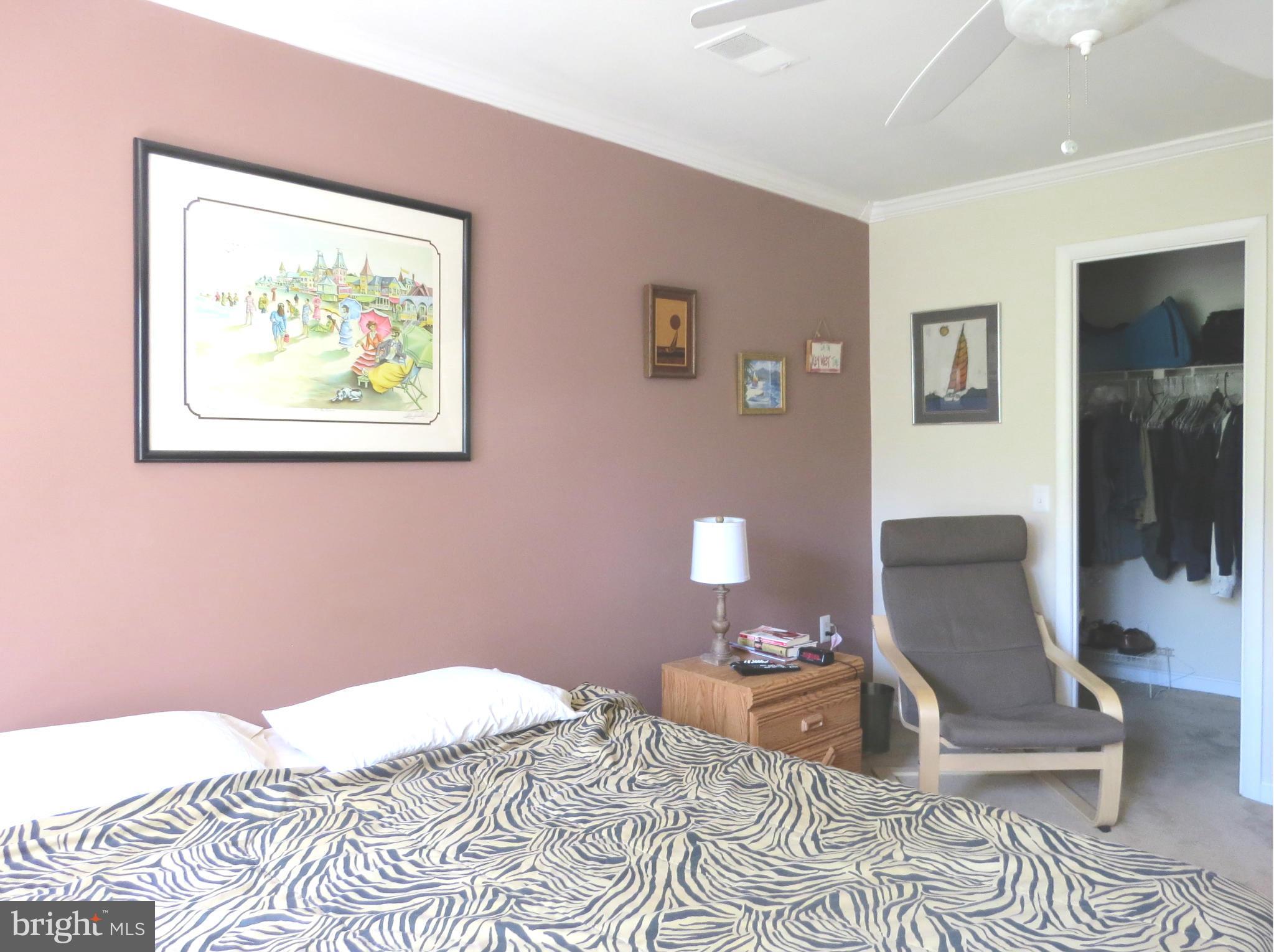 FLOWER HILL - Residential