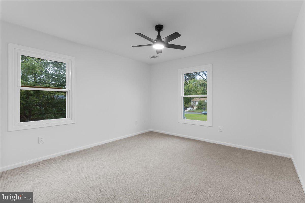 TANTALLON ON THE POTOMAC - Residential