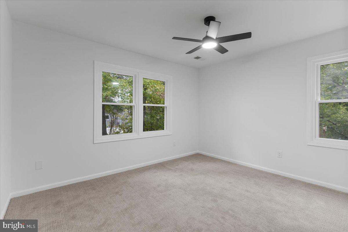 TANTALLON ON THE POTOMAC - Residential