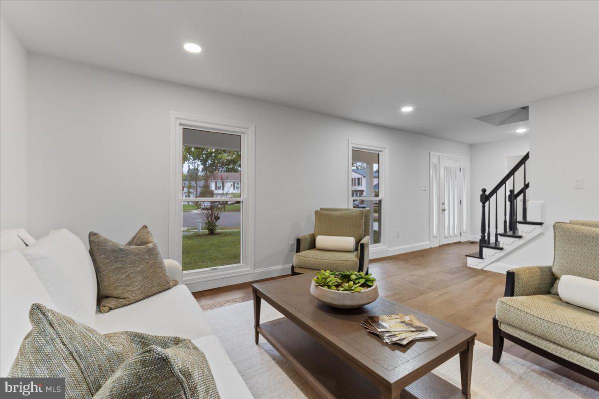 TANTALLON ON THE POTOMAC - Residential