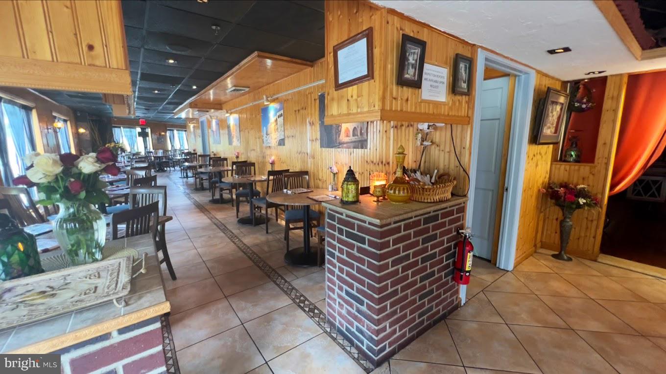 VALLEY FORGE TOWER - Commercial Sale