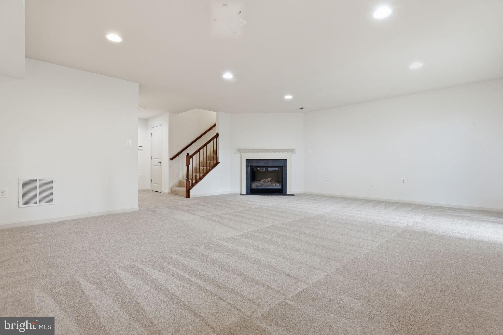 BRAMBLETON - Residential