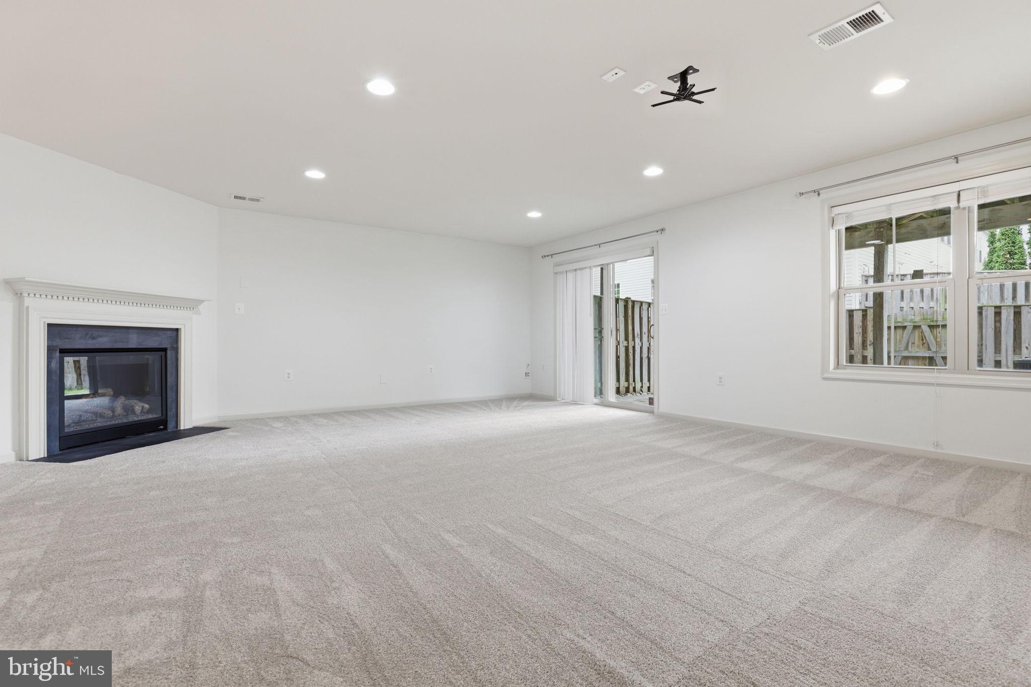 BRAMBLETON - Residential