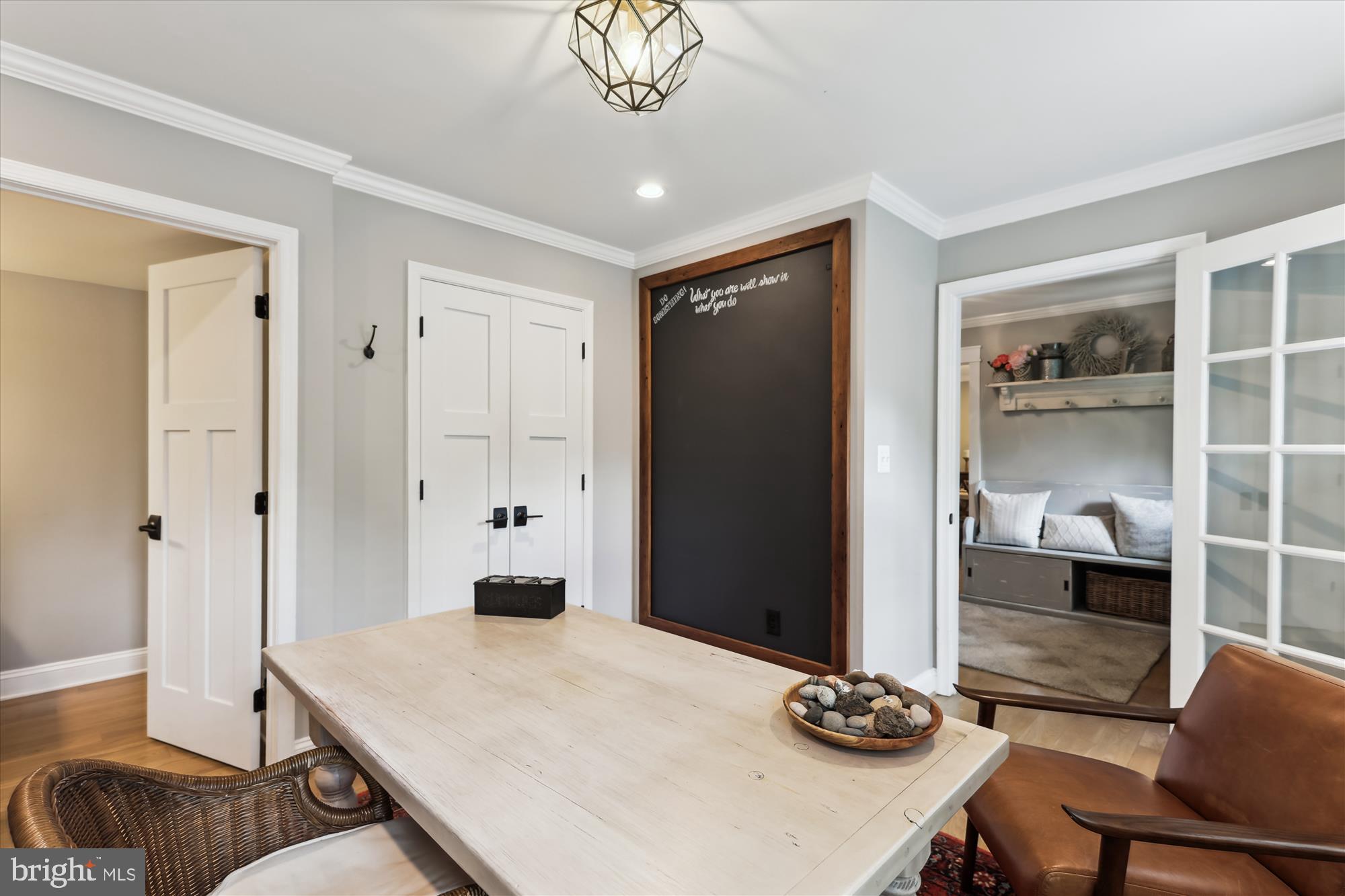 WAPLES MILL ESTATES - Residential