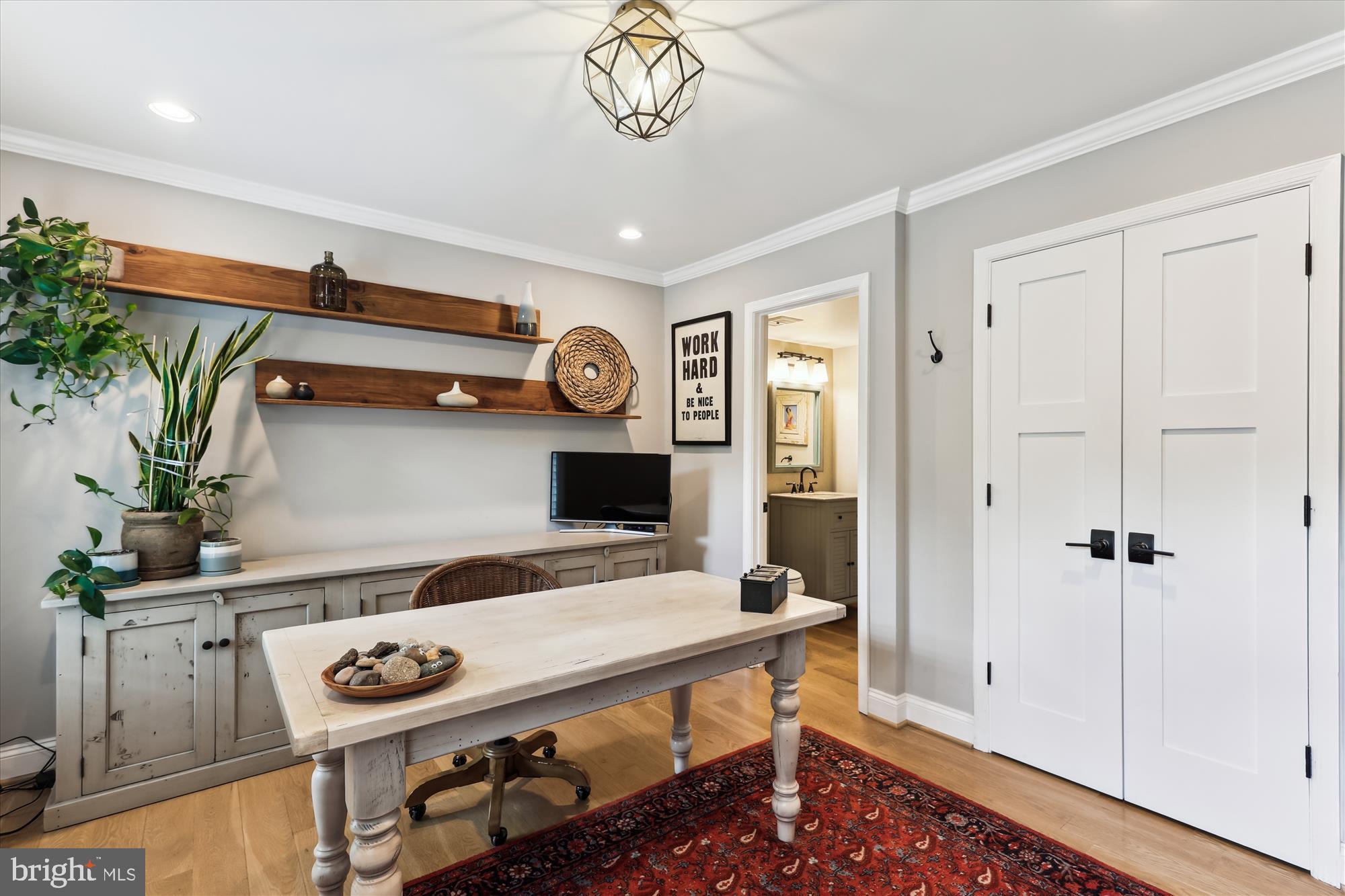 WAPLES MILL ESTATES - Residential