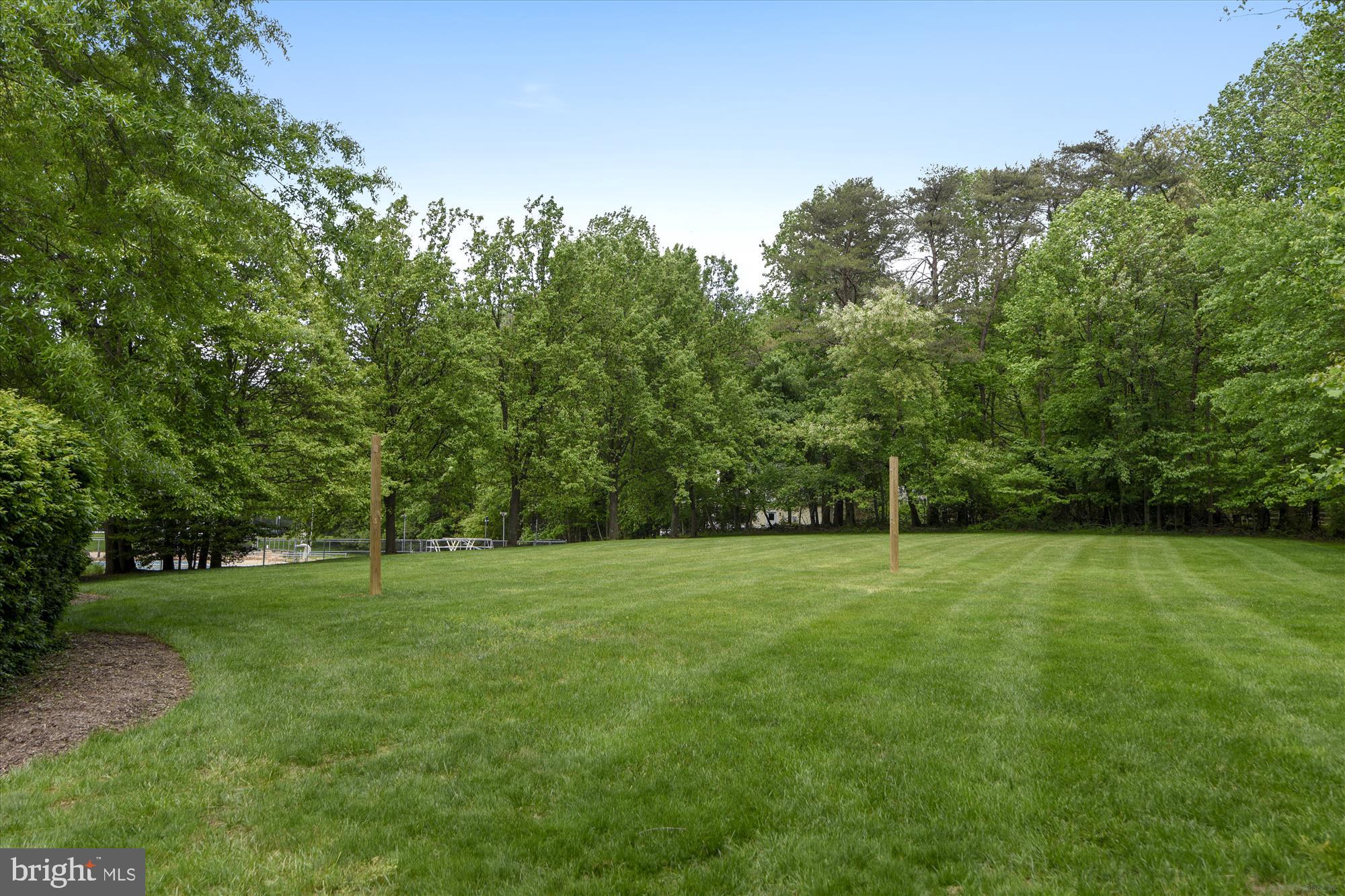 WAPLES MILL ESTATES - Residential