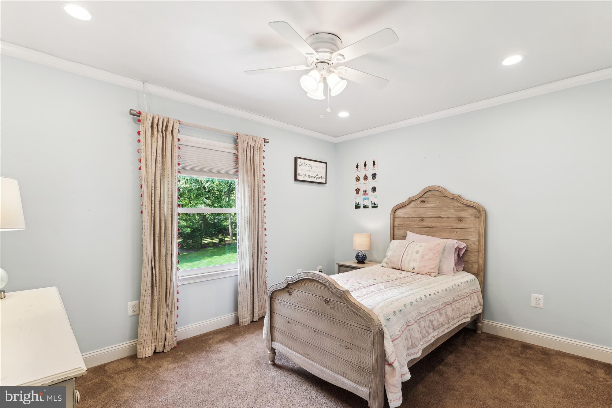 WAPLES MILL ESTATES - Residential