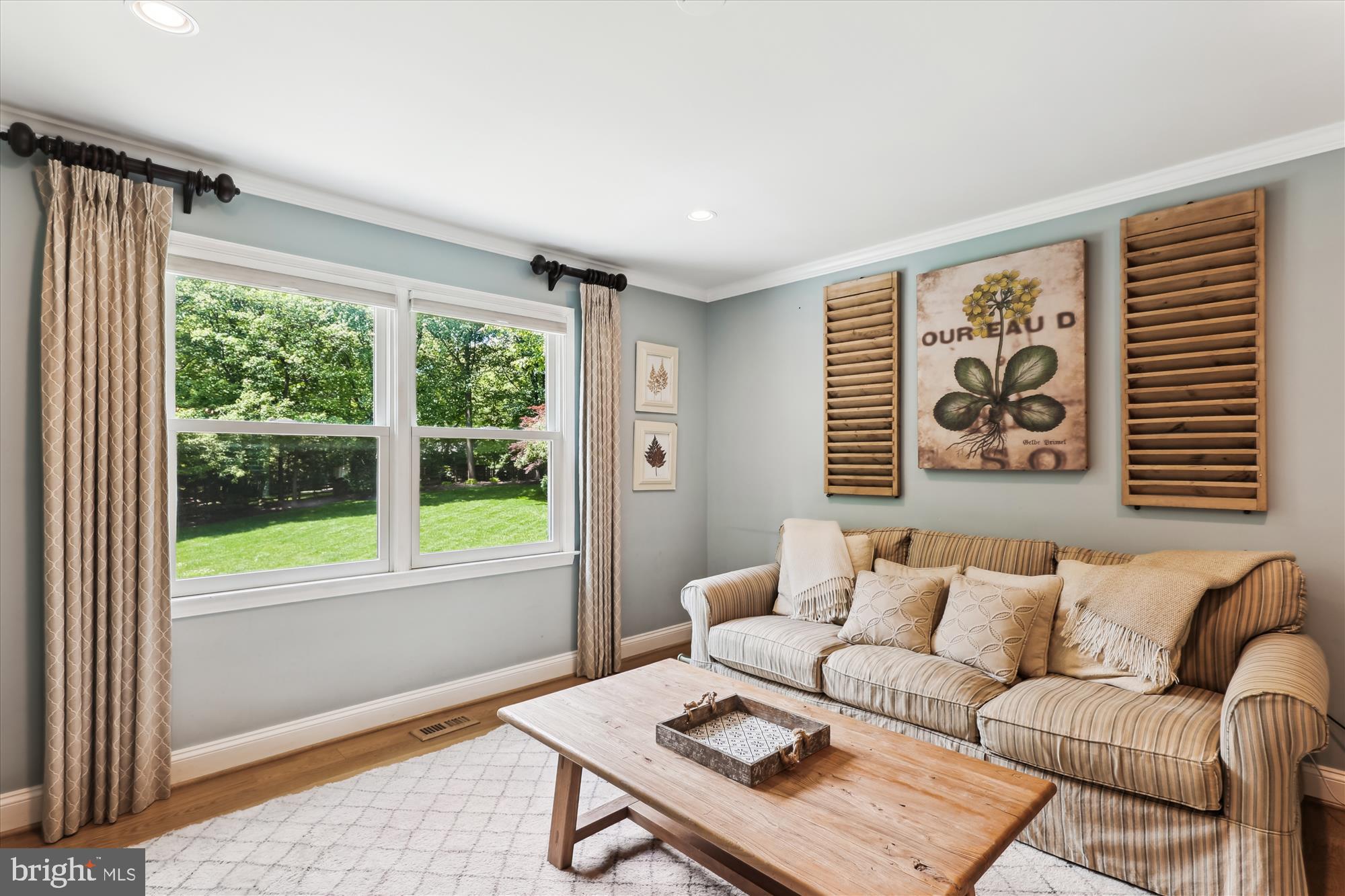 WAPLES MILL ESTATES - Residential