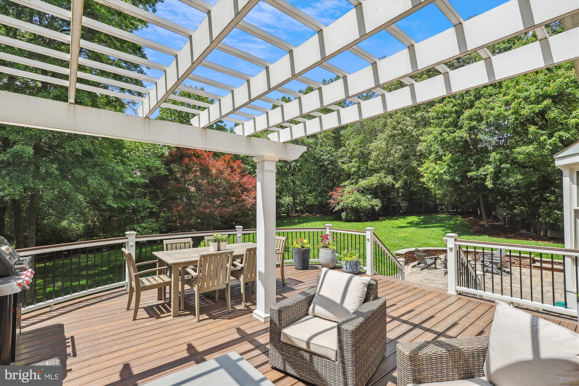 WAPLES MILL ESTATES - Residential