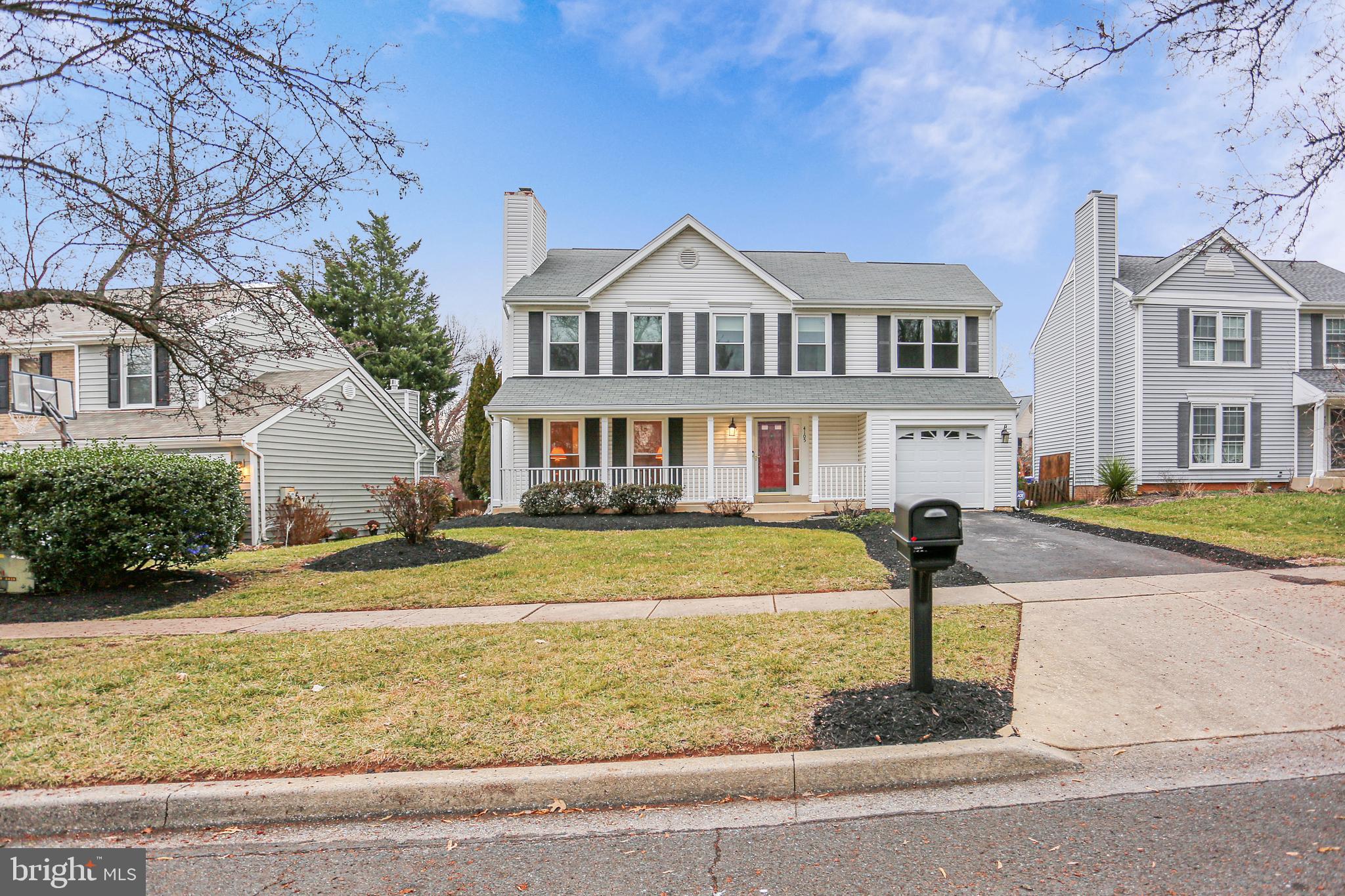 WILLIAMSBURG VILLAGE - Residential