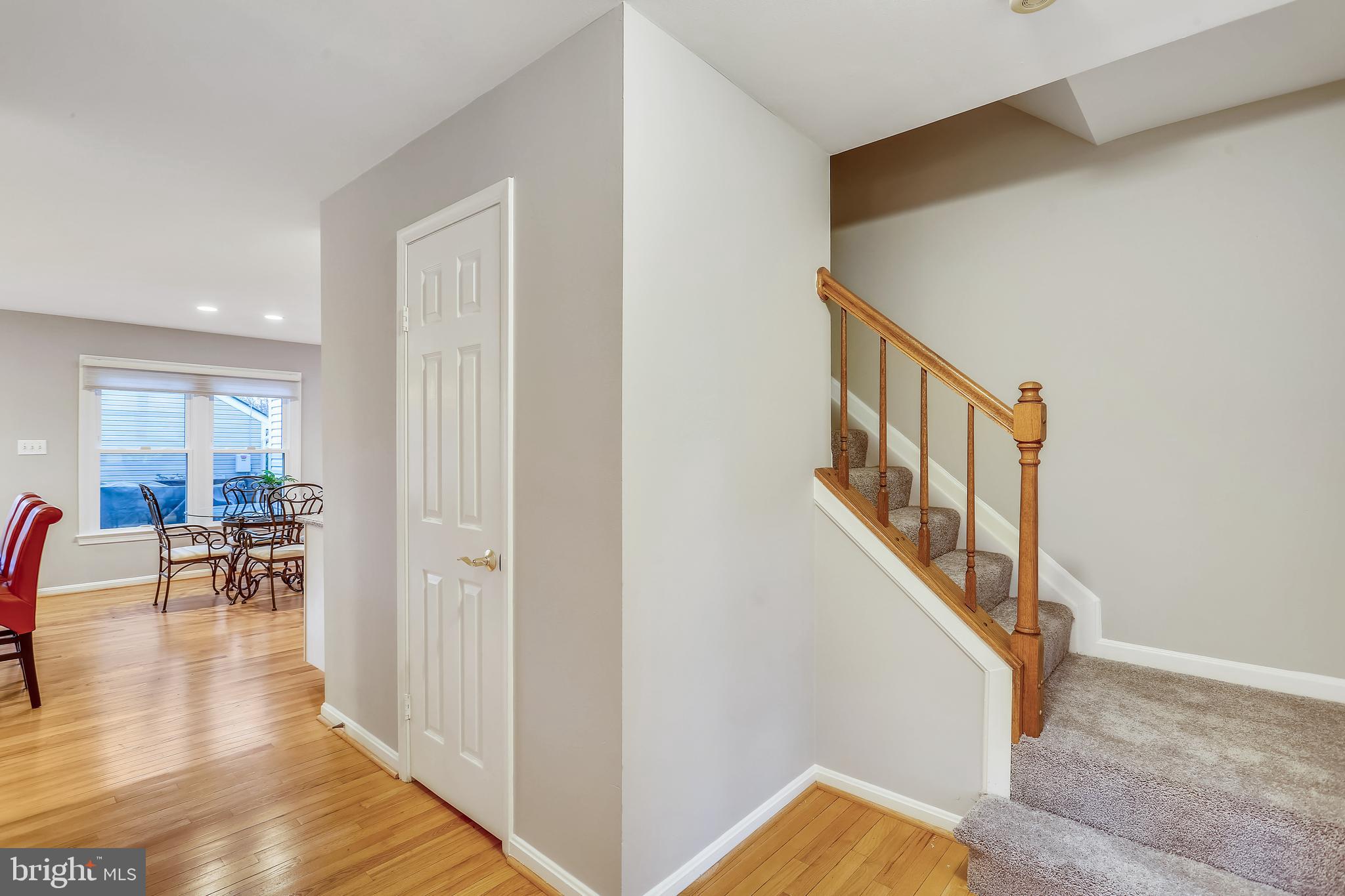 WILLIAMSBURG VILLAGE - Residential