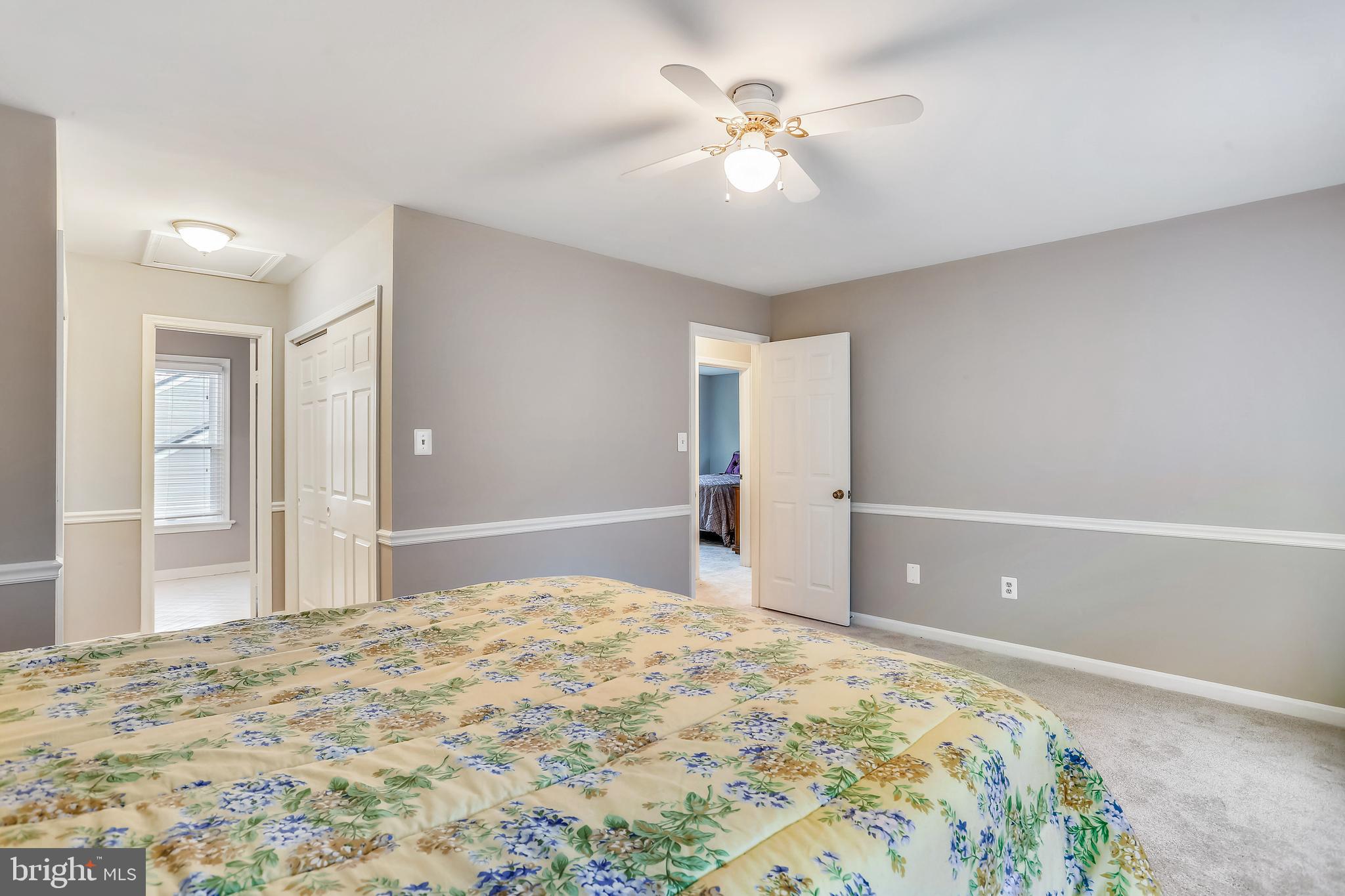 WILLIAMSBURG VILLAGE - Residential