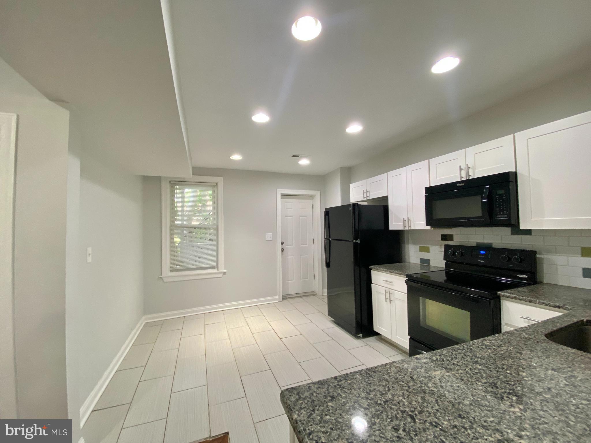 BRANDYWINE VILLAGE - Residential Lease