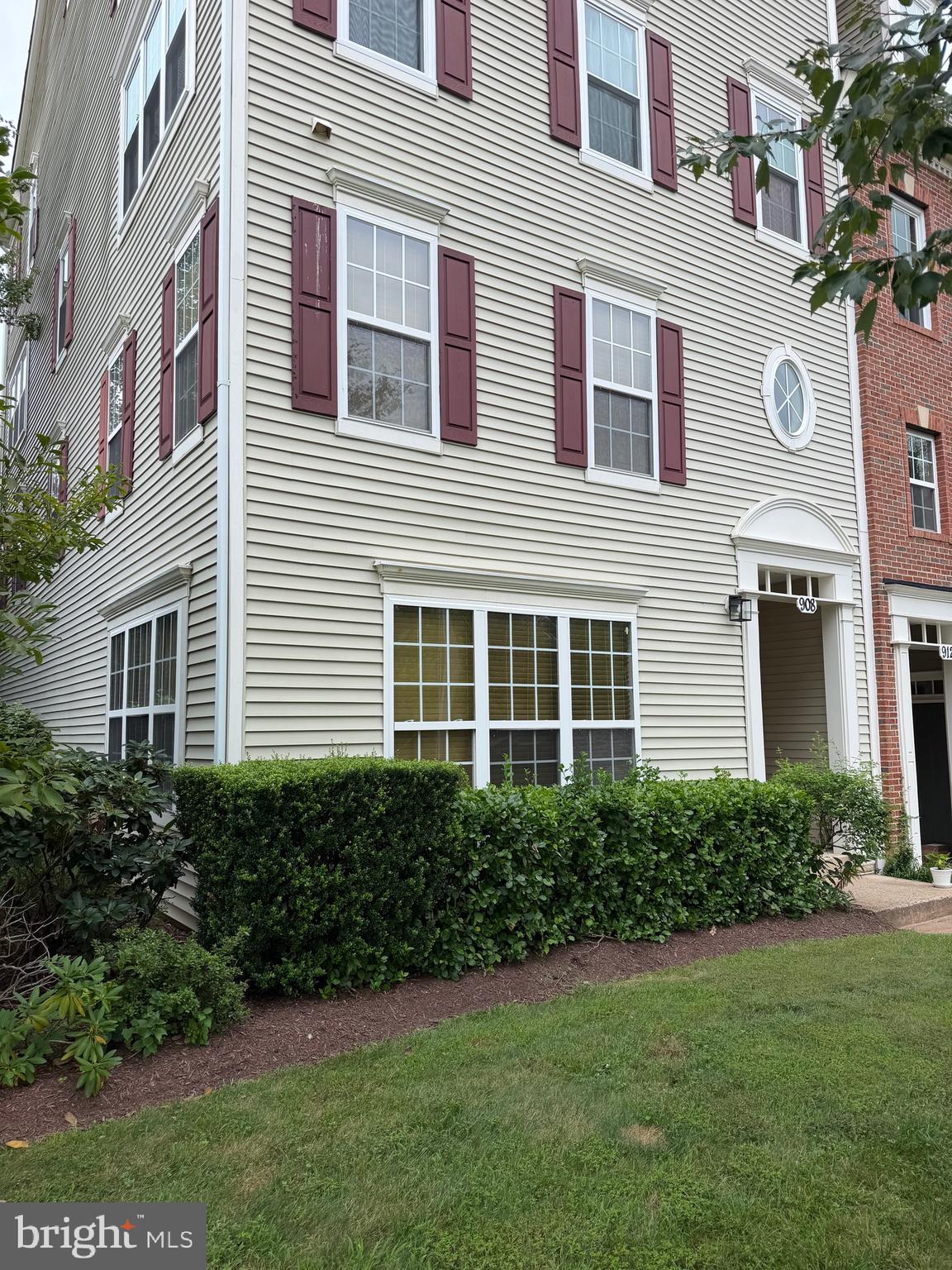908 ORCHARD RIDGE DRIVE 100