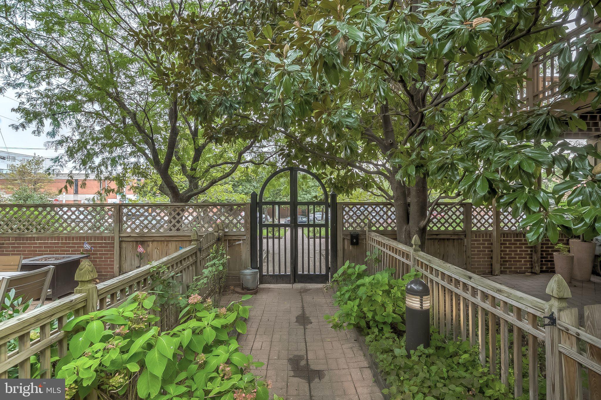 FEDERAL HILL HISTORIC DISTRICT - Residential