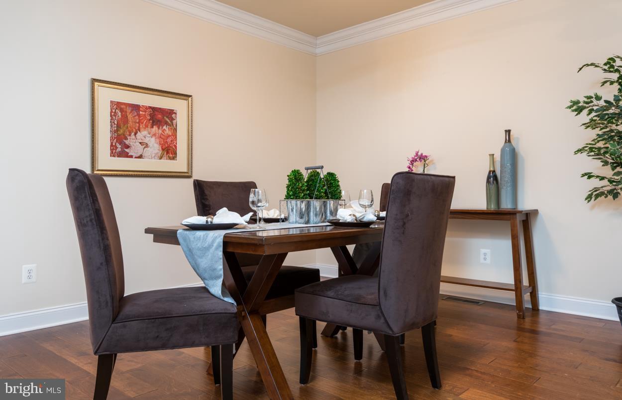 DOMINION VALLEY COUNTRY CLUB - Residential