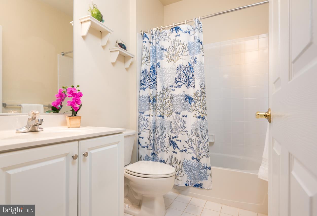 DOMINION VALLEY COUNTRY CLUB - Residential