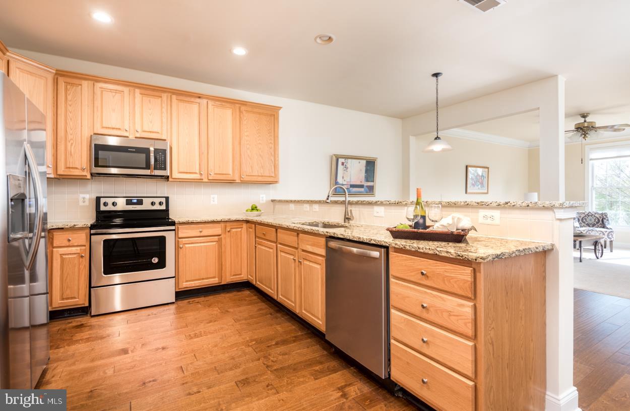 DOMINION VALLEY COUNTRY CLUB - Residential