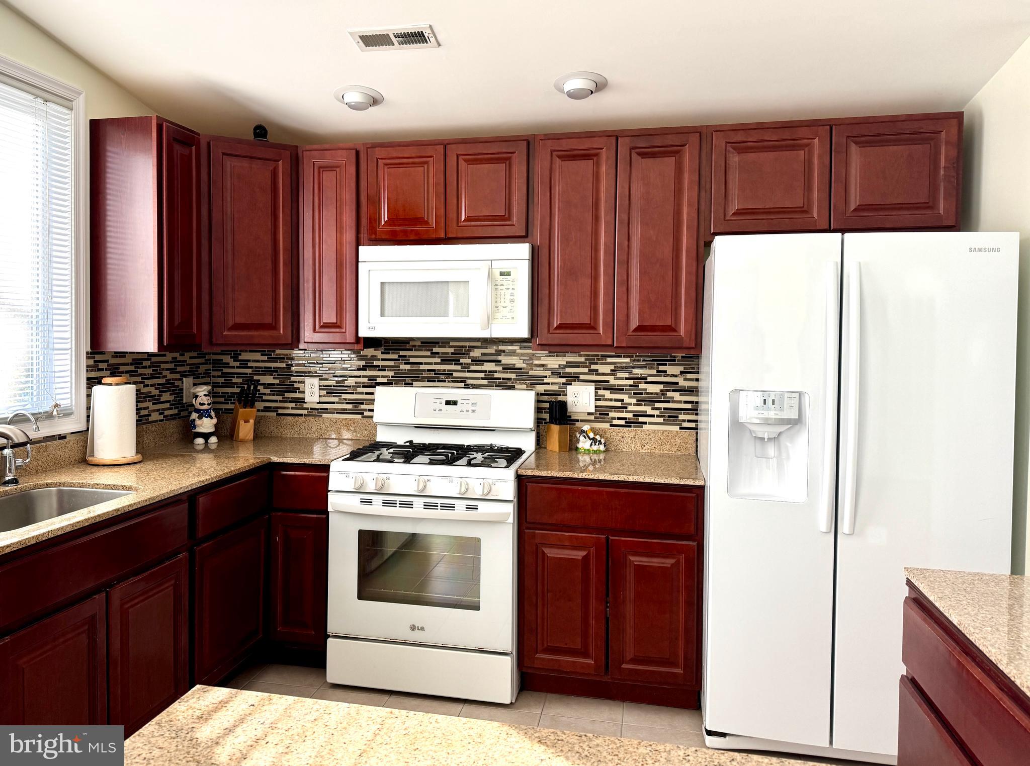 RIDGE VIEW ESTATES - Residential