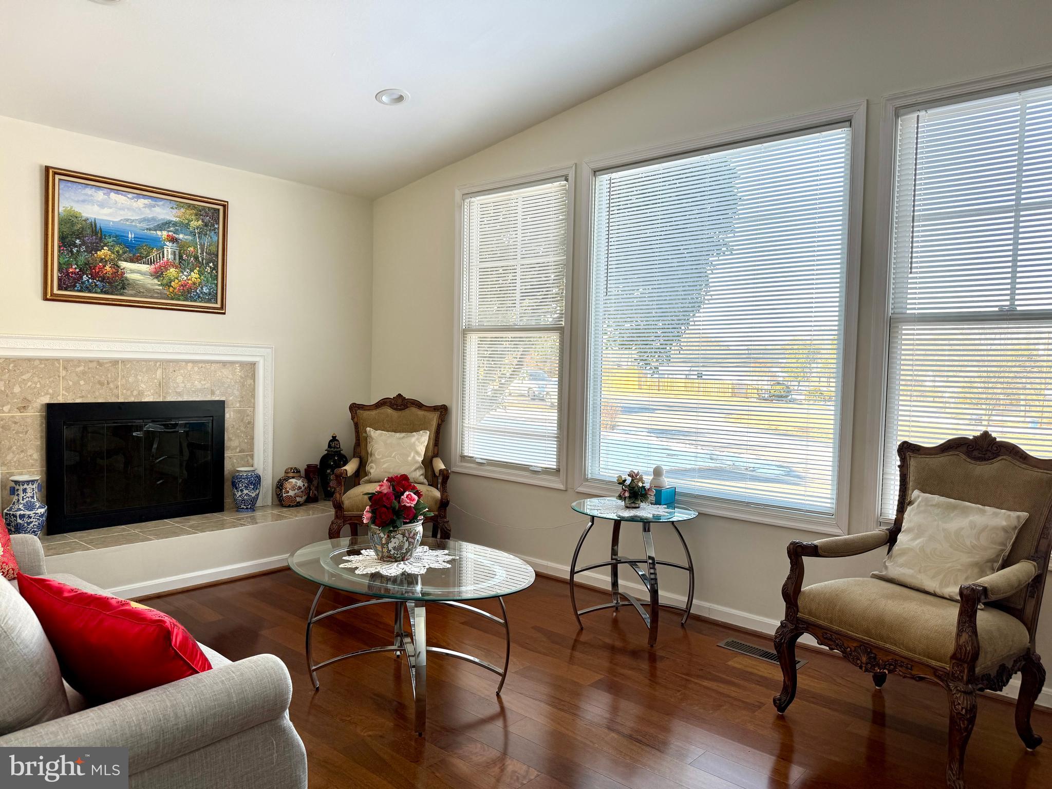 5931 RIDGE VIEW DRIVE