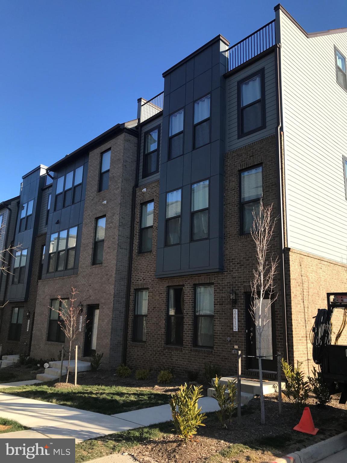 LIBERTY PARK - Residential Lease