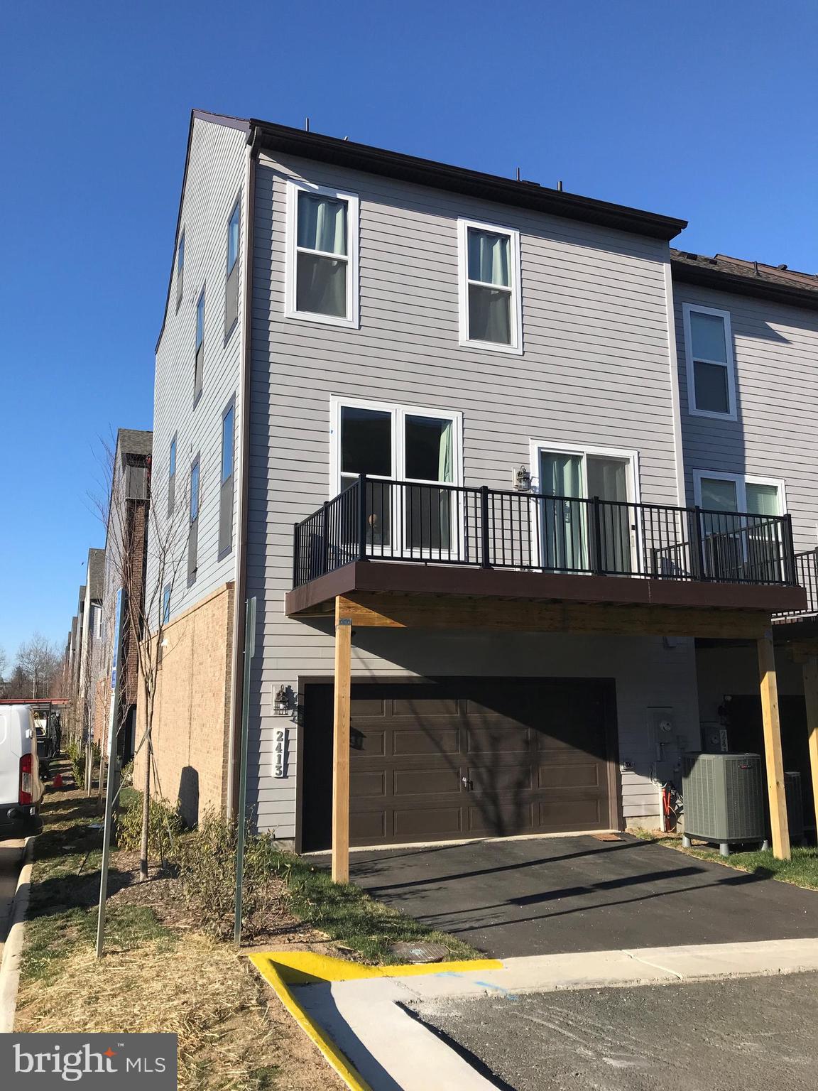 LIBERTY PARK - Residential Lease