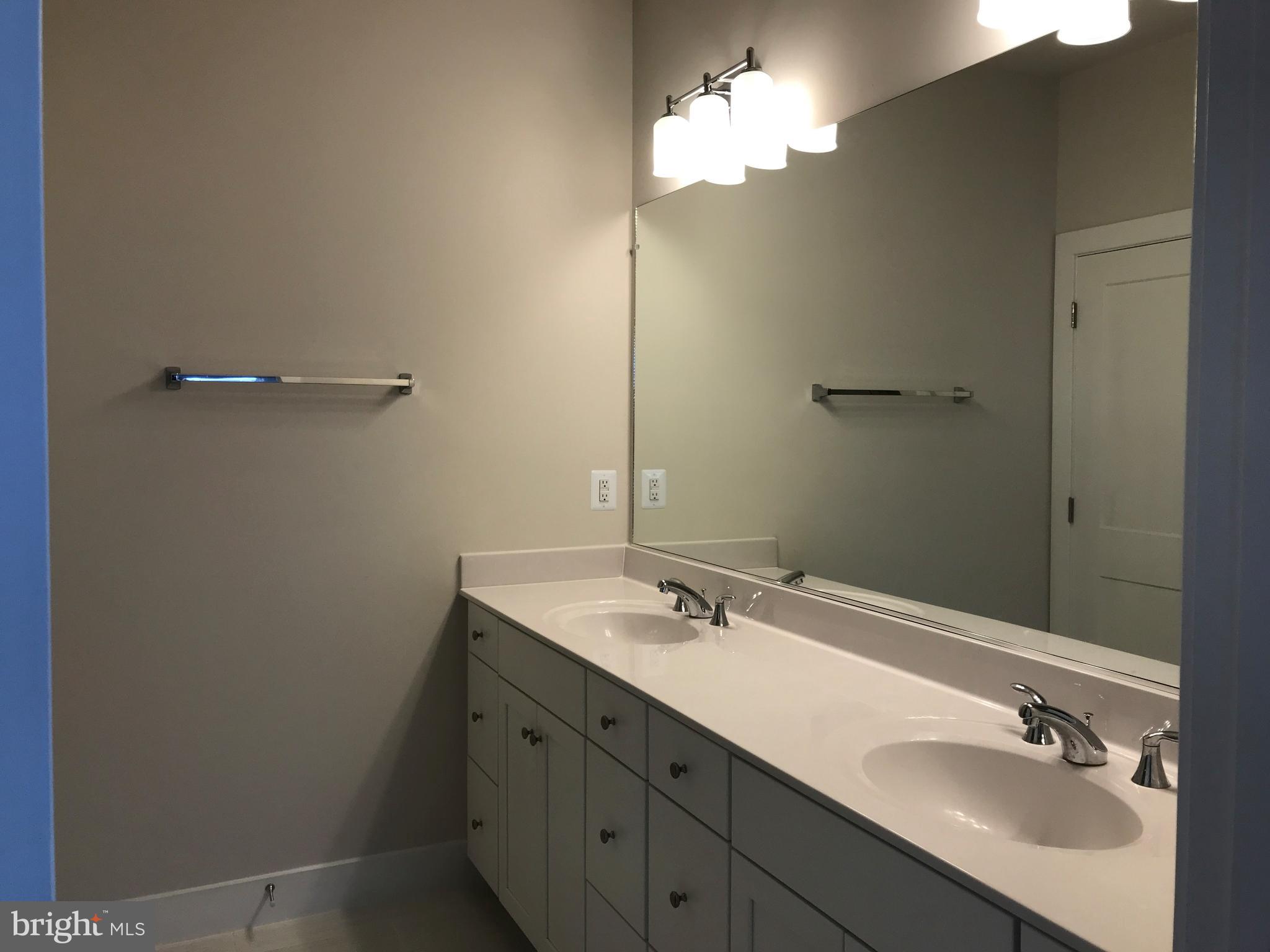 LIBERTY PARK - Residential Lease