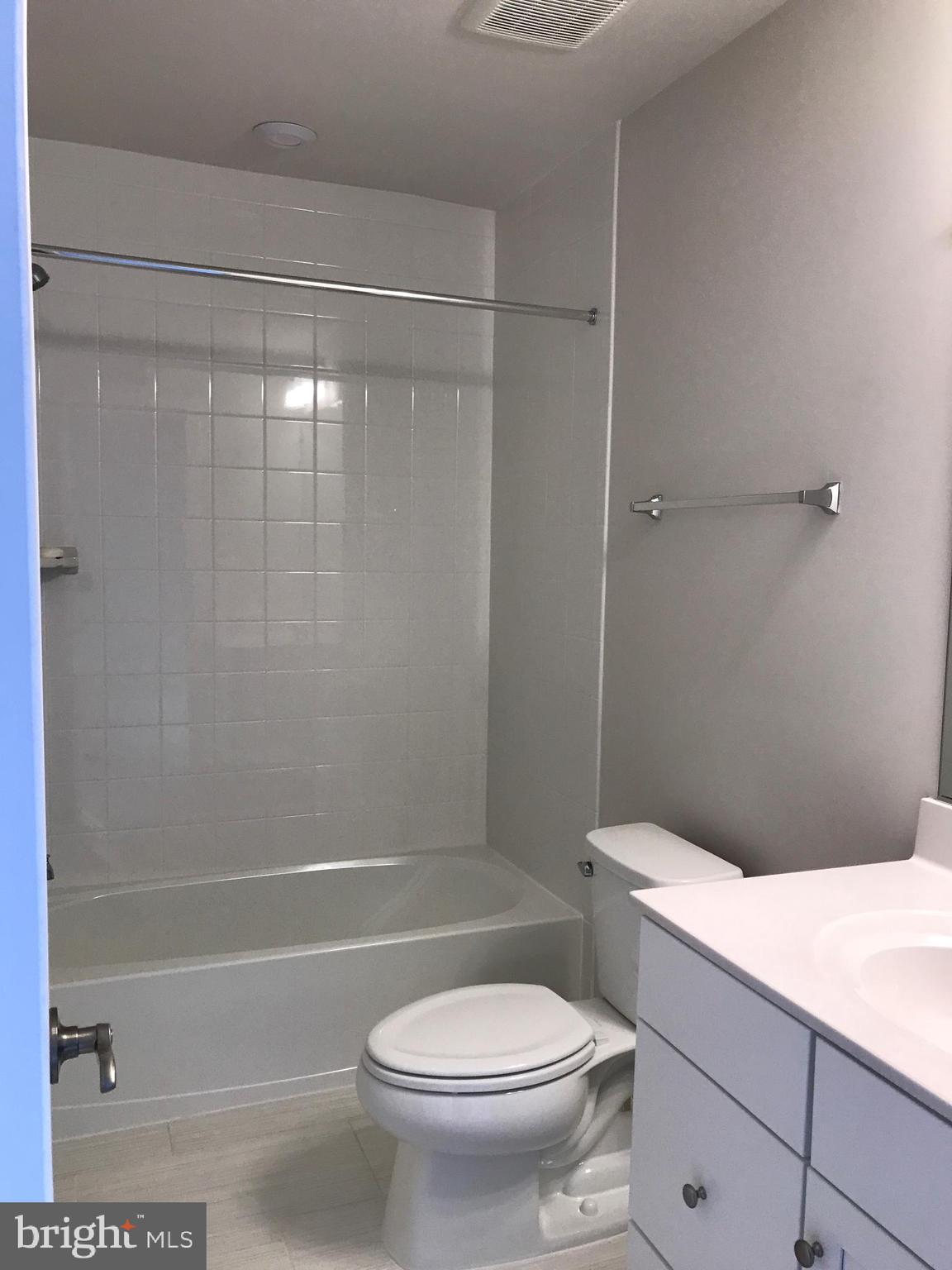 LIBERTY PARK - Residential Lease