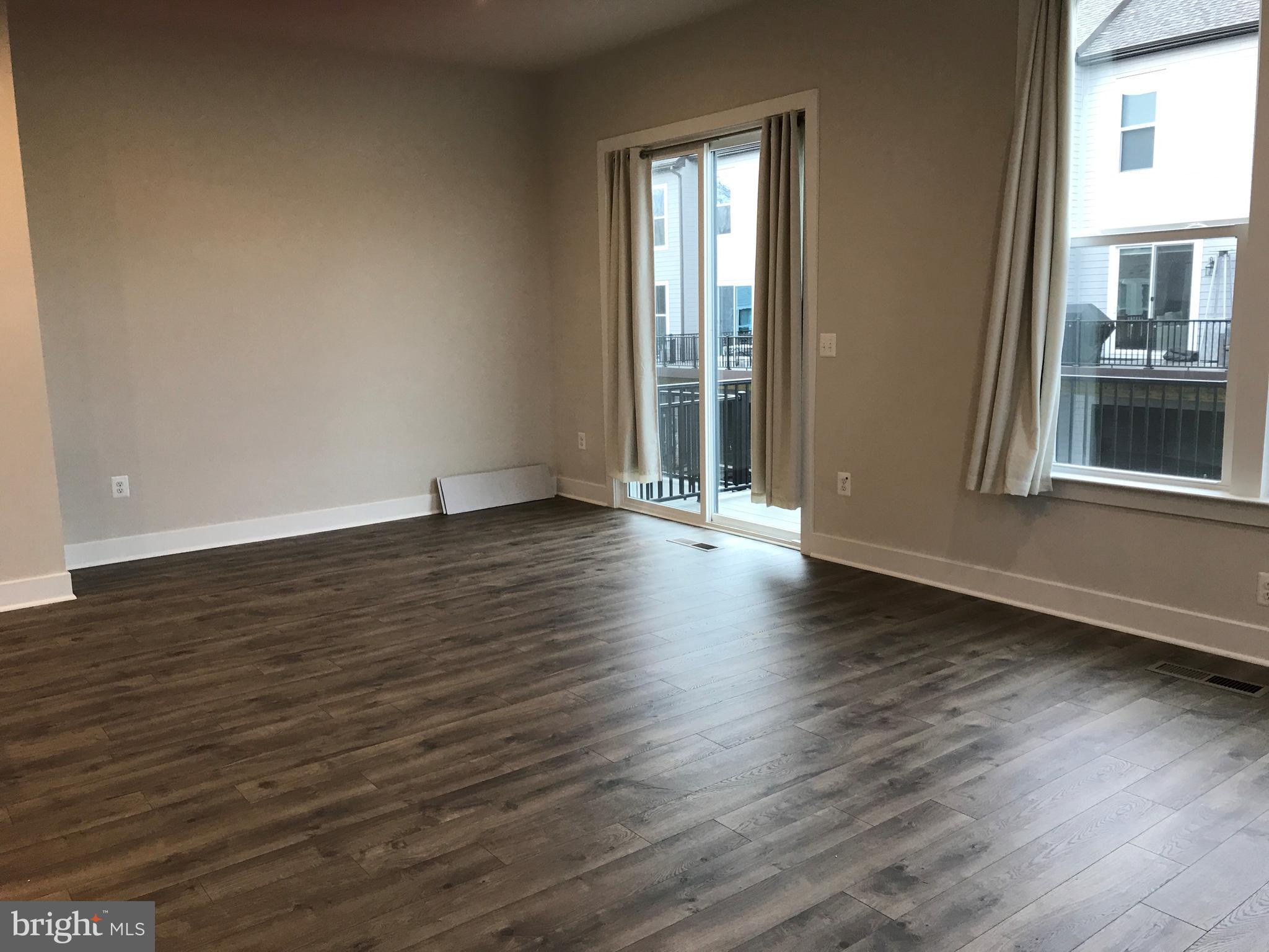 LIBERTY PARK - Residential Lease