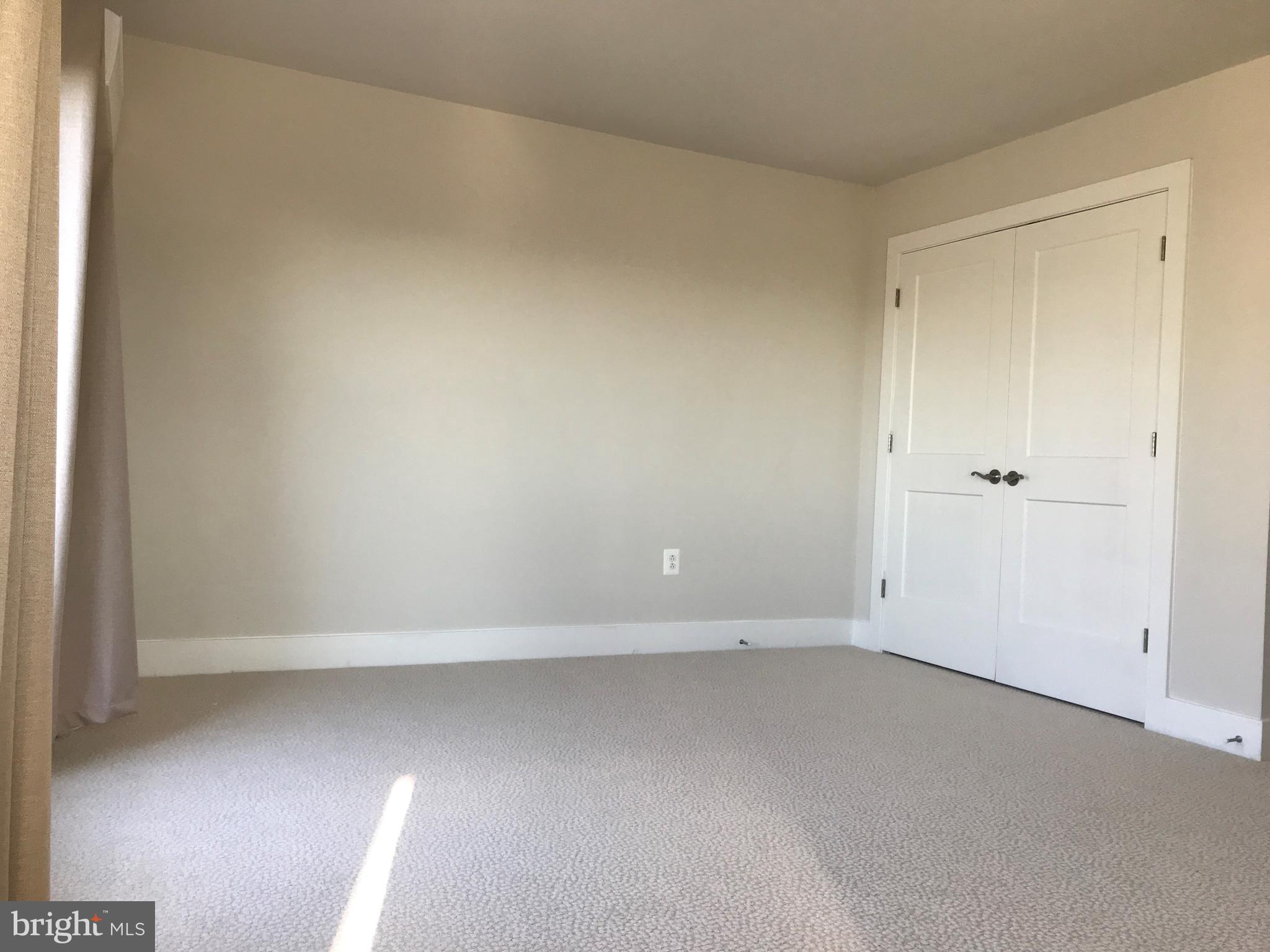 LIBERTY PARK - Residential Lease