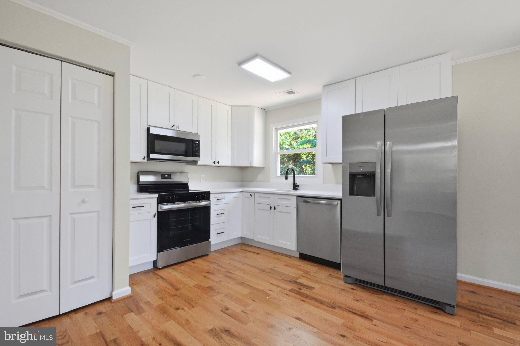 1802 ZACHARY TAYLOR HIGHWAY