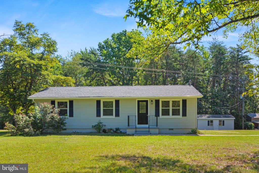 Photo of 1802 Zachary Taylor Highway, MINERAL, VA 23117 (MLS # VALA2010512)