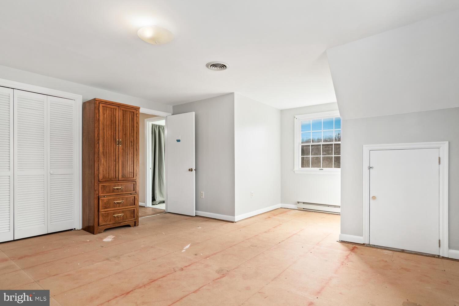 SHOREWOOD ESTATES - Residential