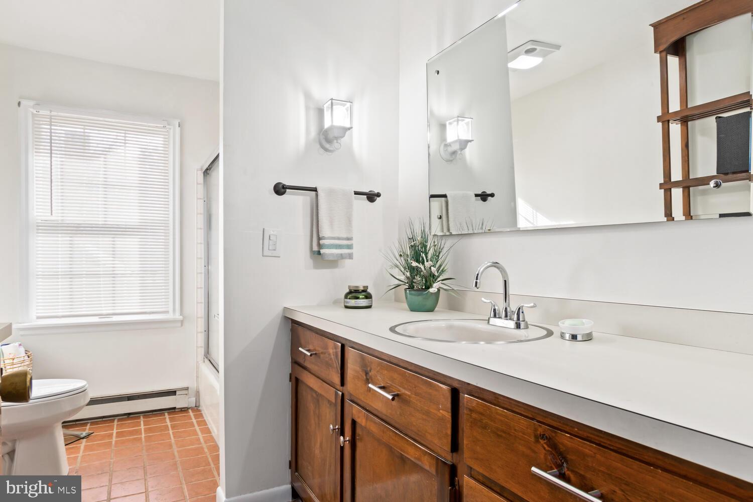 SHOREWOOD ESTATES - Residential