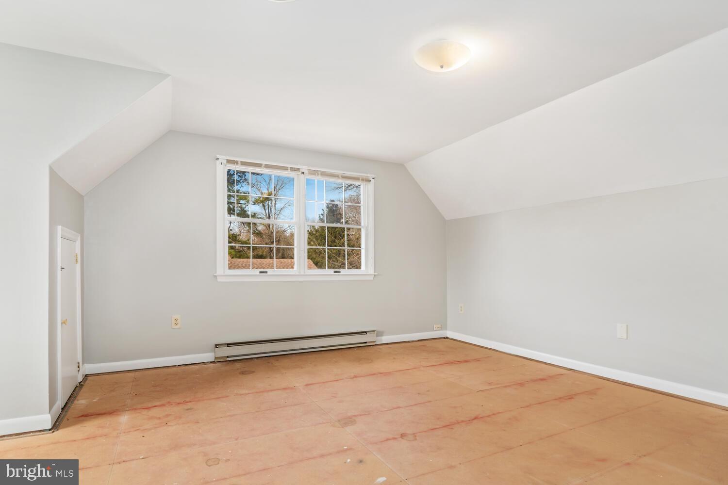 SHOREWOOD ESTATES - Residential