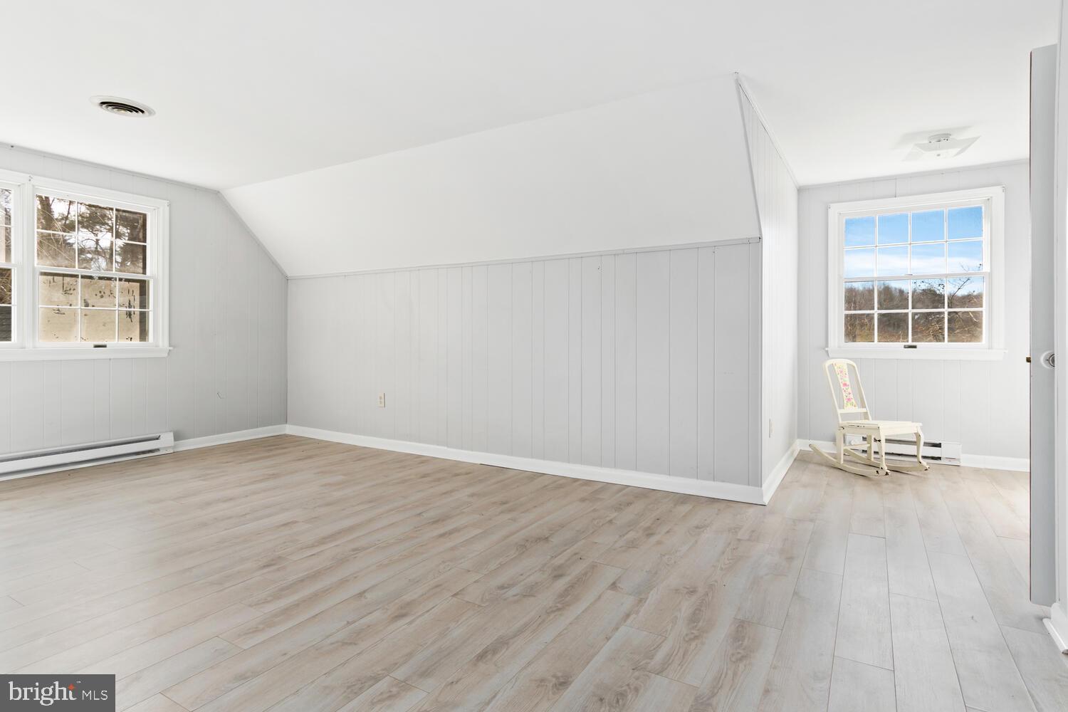 SHOREWOOD ESTATES - Residential