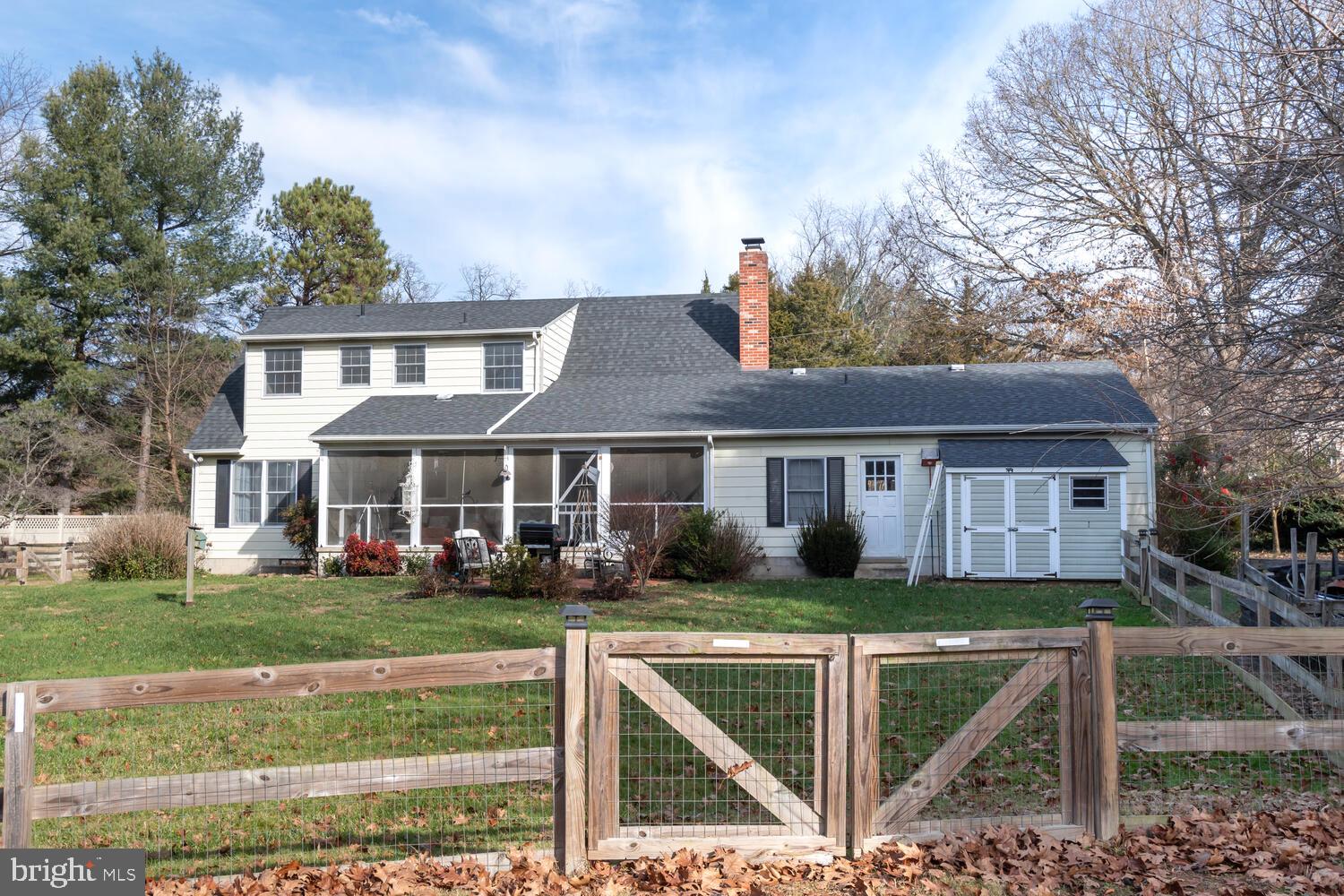 SHOREWOOD ESTATES - Residential