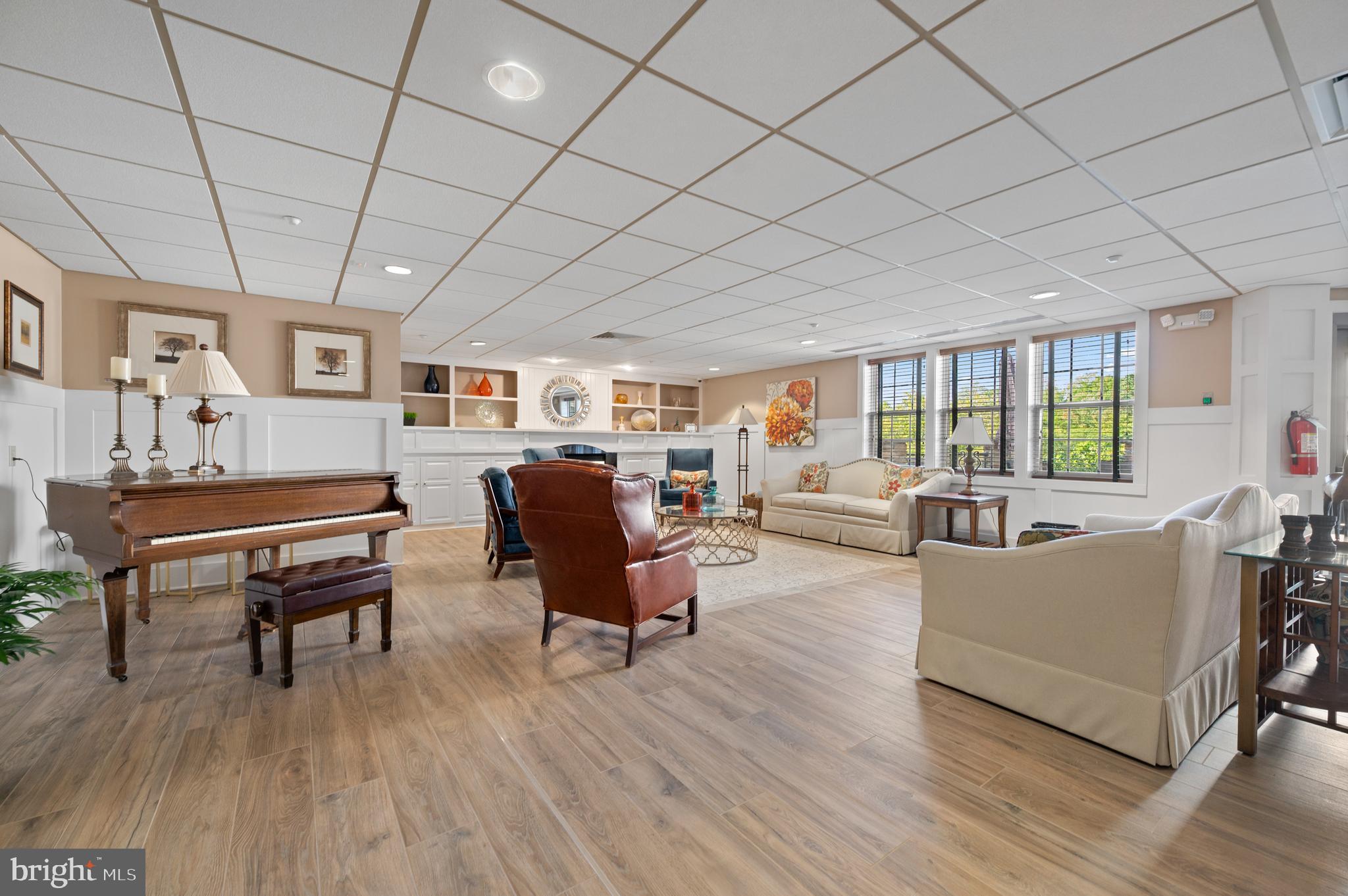 WINDSOR AT GLEN MI - Residential