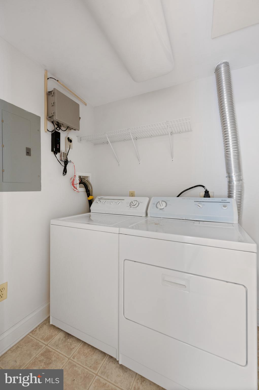 WINDSOR AT GLEN MI - Residential