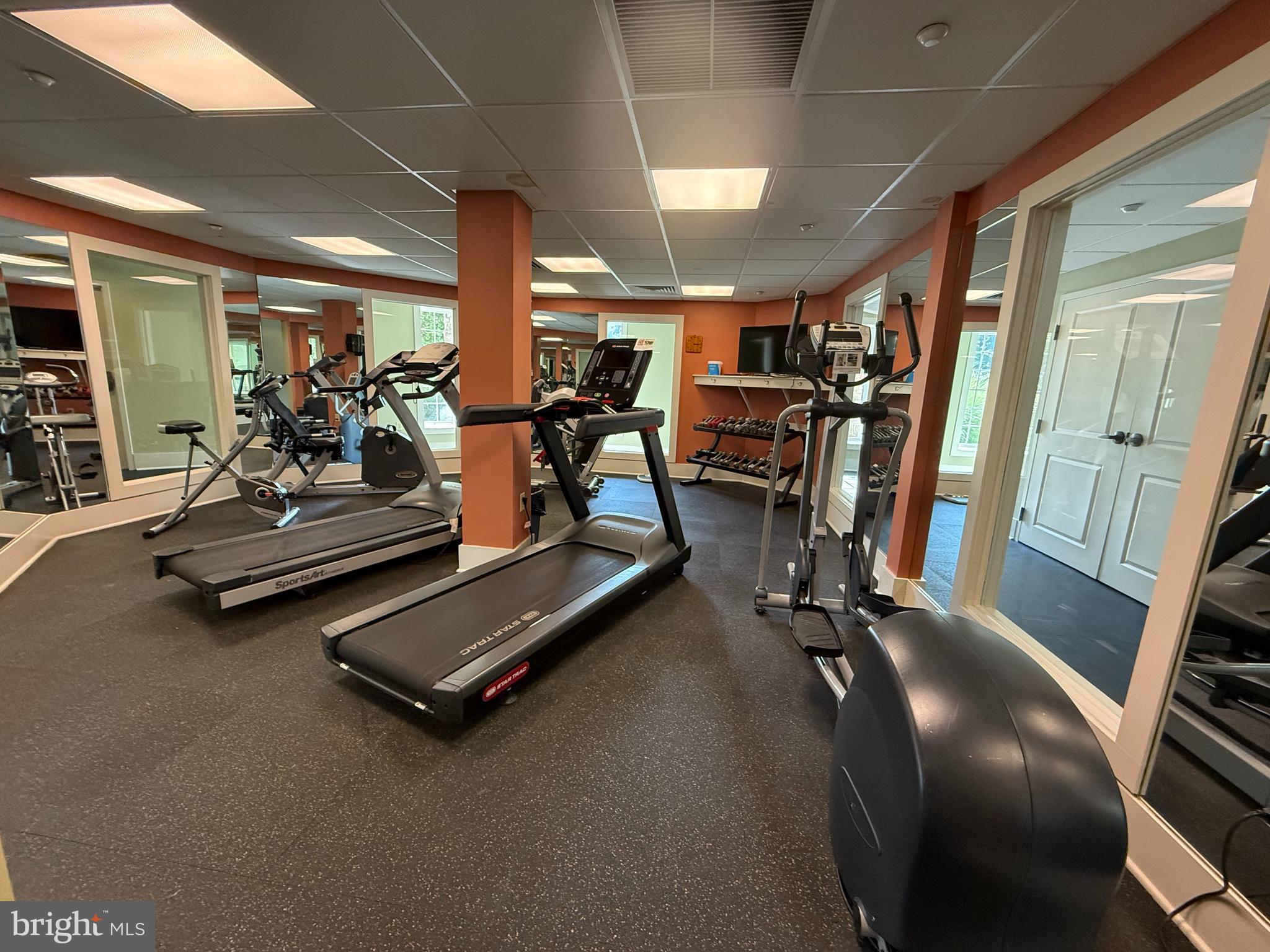 WINDSOR AT GLEN MI - Residential