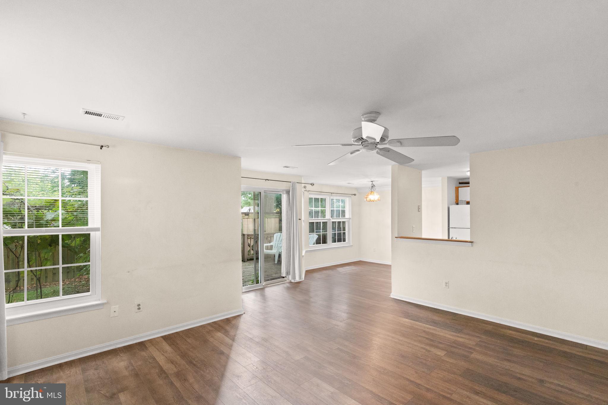 1209 LIBERTY SQUARE 11
