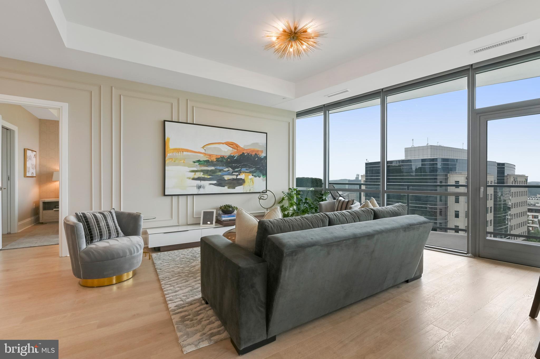 TYSONS CORNER - Residential