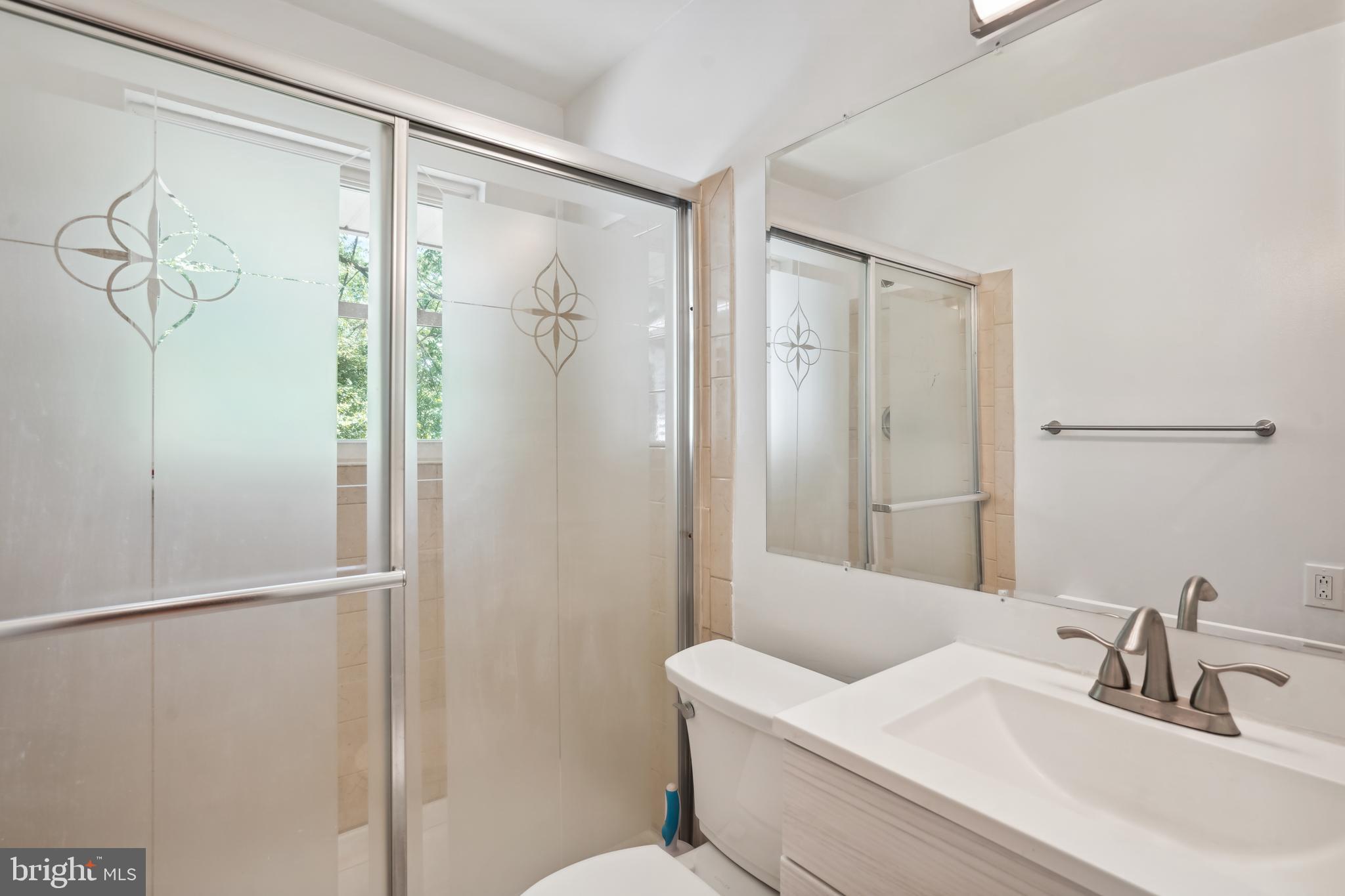 BRANDON VILLAGE - Residential Lease