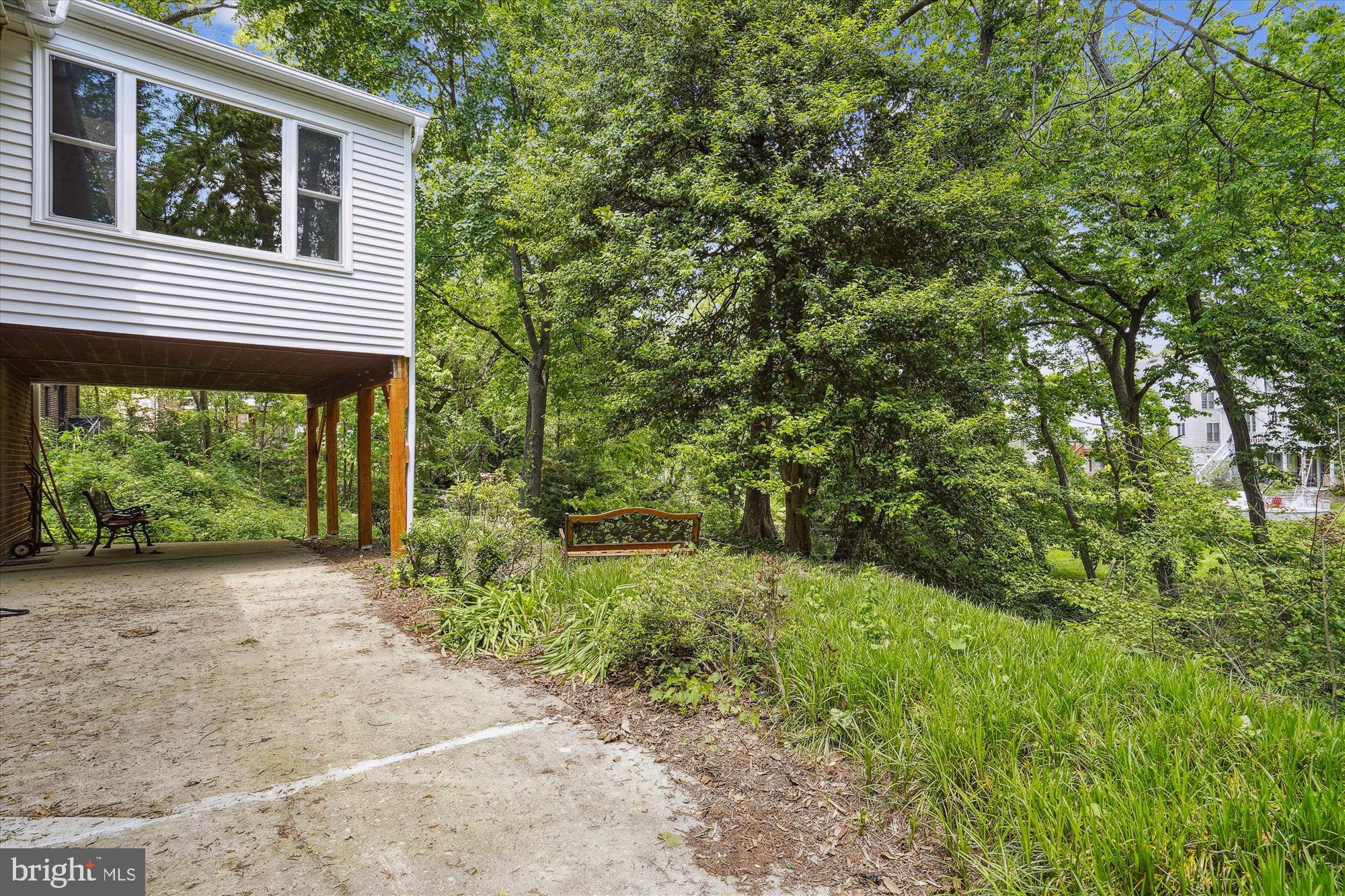 BRANDON VILLAGE - Residential Lease