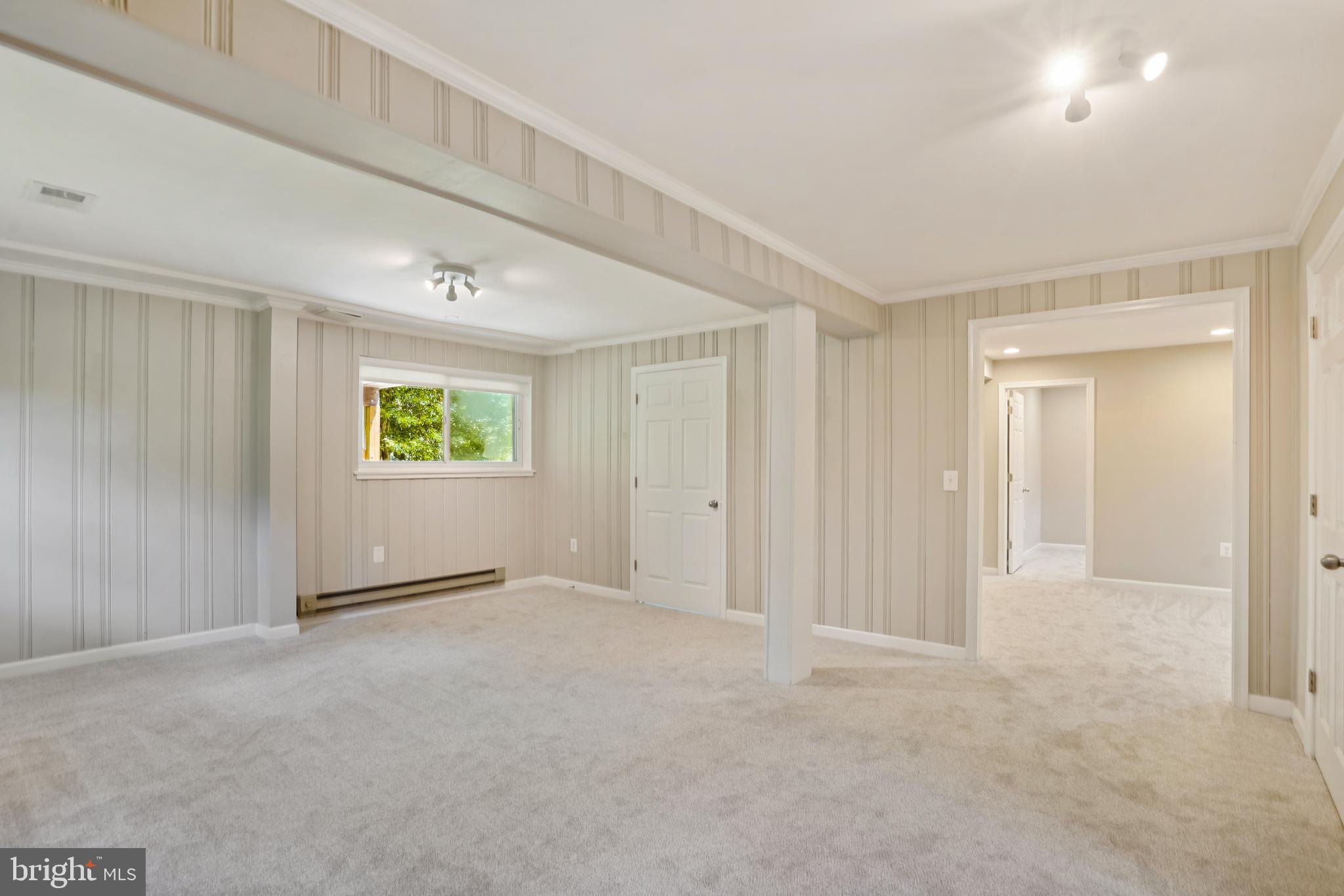 BRANDON VILLAGE - Residential Lease