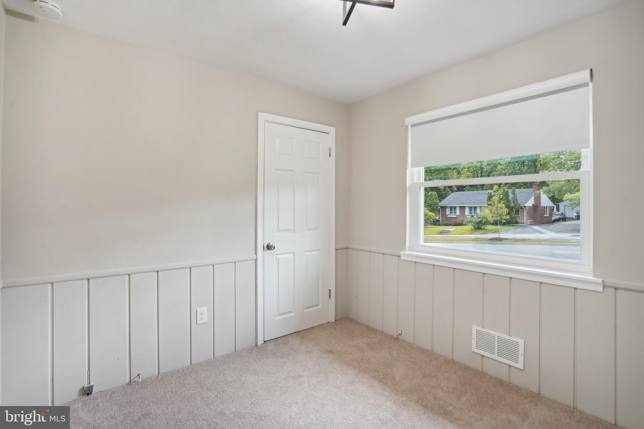 BRANDON VILLAGE - Residential Lease